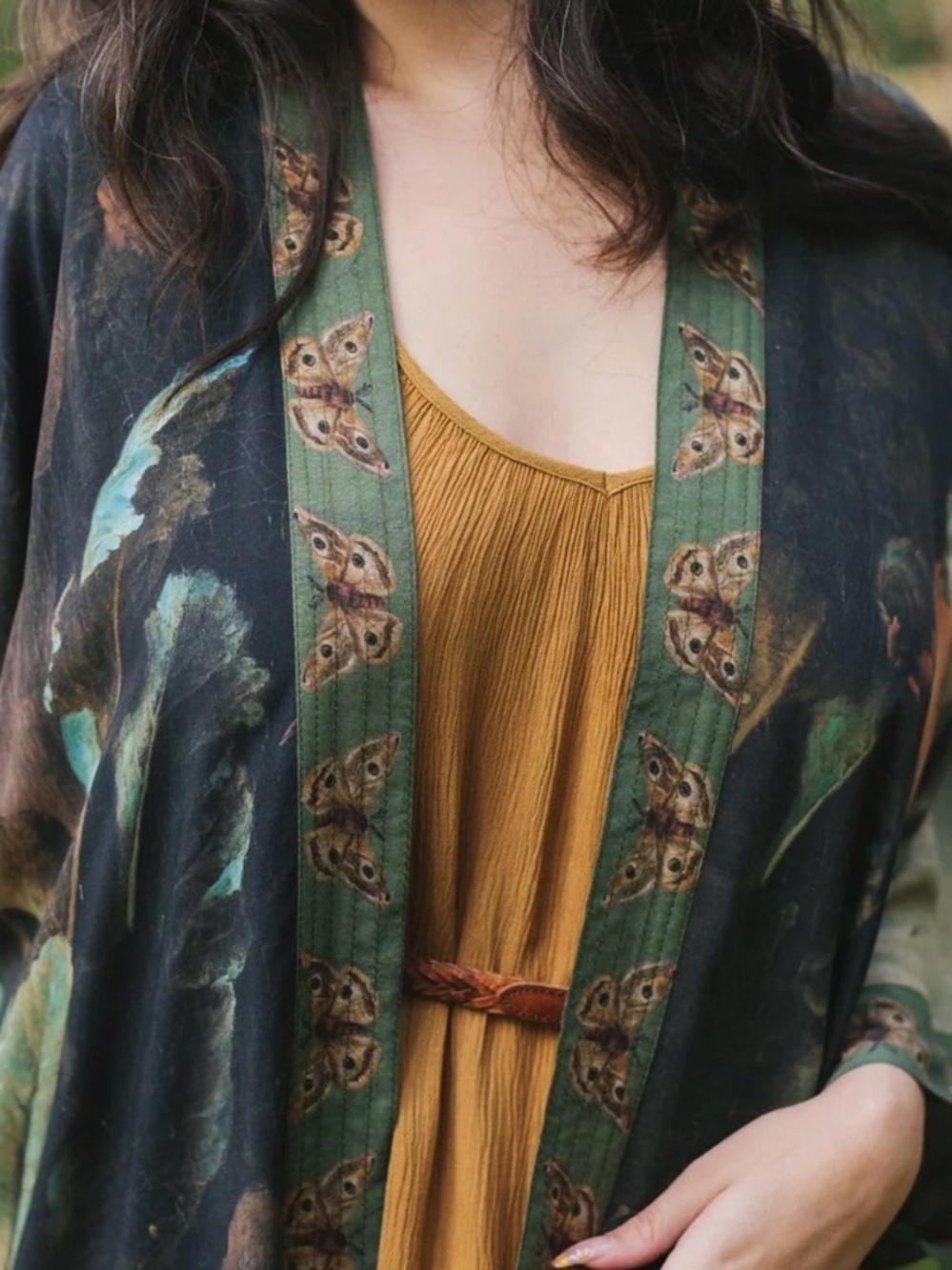 Market of Stars Heartwork Botanical Print Kimono Robe in Dark Green & Mustard - Picture 5 of 6